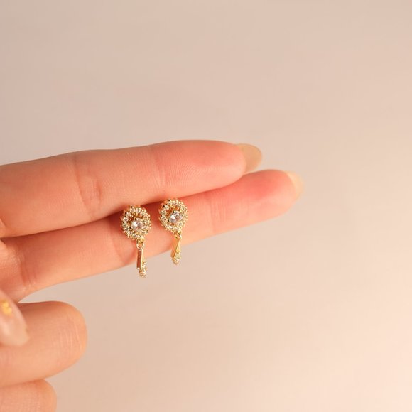 Sterling Silver Caged Diamond Stud Earrings - Picture 1 of 2